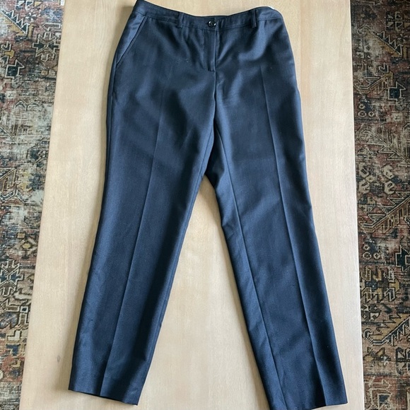 Burberry Women’s Wool Tailored Trousers – Style 3888990 – Made in Italy - Picture 1 of 14